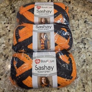 Lot Of 3 Skeins Red Heart Boutique Sashay Yarn Team Spirit Orange / Black 3.5oz